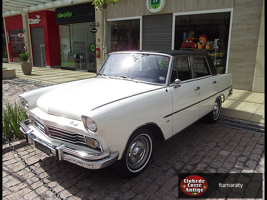 Divulgação: Clube do Carro Antigo do Brasil Clássicos na Granja